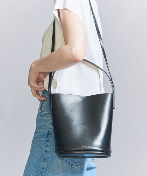 【一部別注】＜YAHKI＞ソフト ダブルフェイス ボトル ショルダーバッグ －2WAY－ 