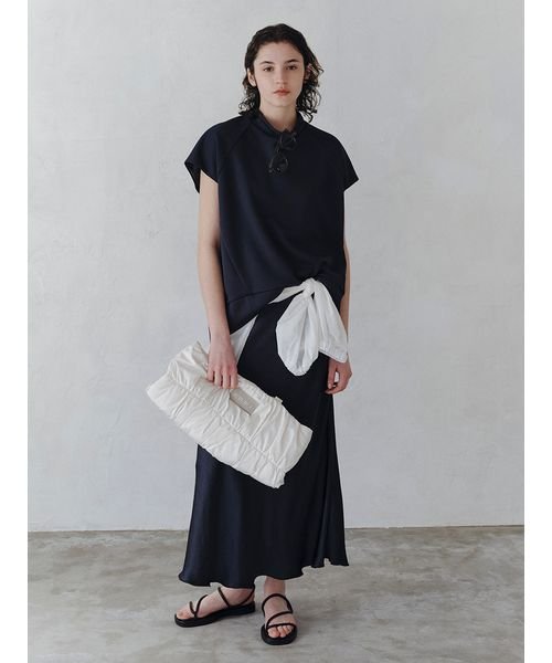 サテンナロースカート 予めご了承ください