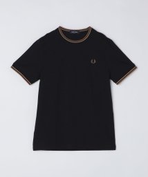 SHIPS MEN(シップス　メン)/FRED PERRY: TWIN TIPPED Tシャツ/ブラック