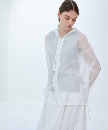 LANVIN en Bleu(ランバンオンブルー)/シアージップアップフーディー/オフホワイト