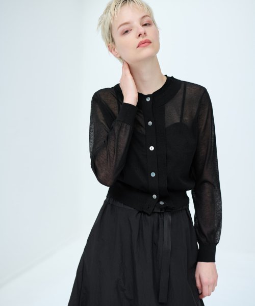 ショート丈ニットカーディガン 