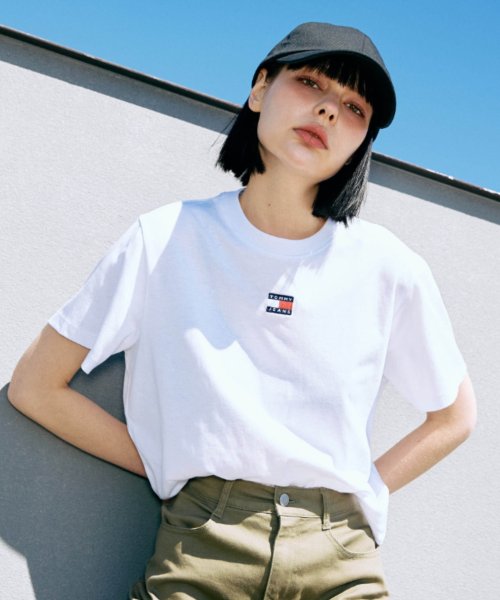 TOMMY JEANS(トミージーンズ)/ボクシーロゴTシャツ/ホワイト