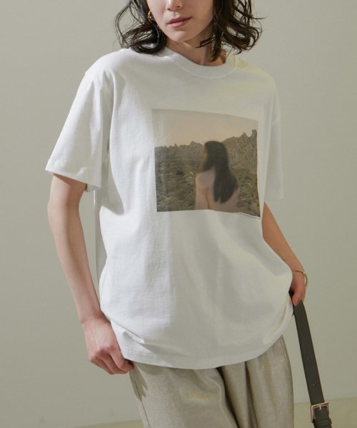 サロン　アダム　エ　ロペ(サロン　アダム　エ　ロペ)/【Alec Soth（アレック・ソス）】[24SS]フォトTシャツ/ホワイト系（12）