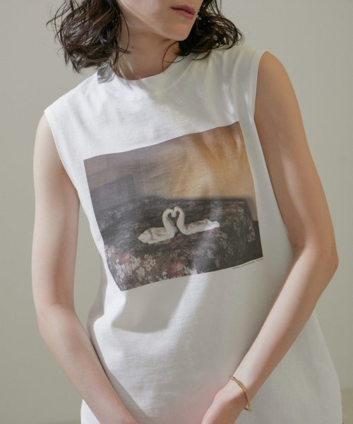 サロン　アダム　エ　ロペ(サロン　アダム　エ　ロペ)/【Alec Soth（アレック・ソス）】[24SS]ノースリーブフォトTシャツ/ホワイト（10）