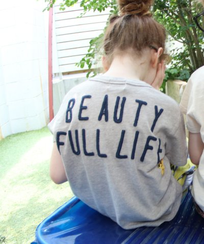 BEAUTYFULL LIFE Tシャツ