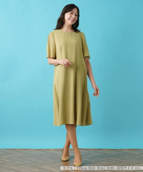 半そでフレアワンピース【プラス企画】 