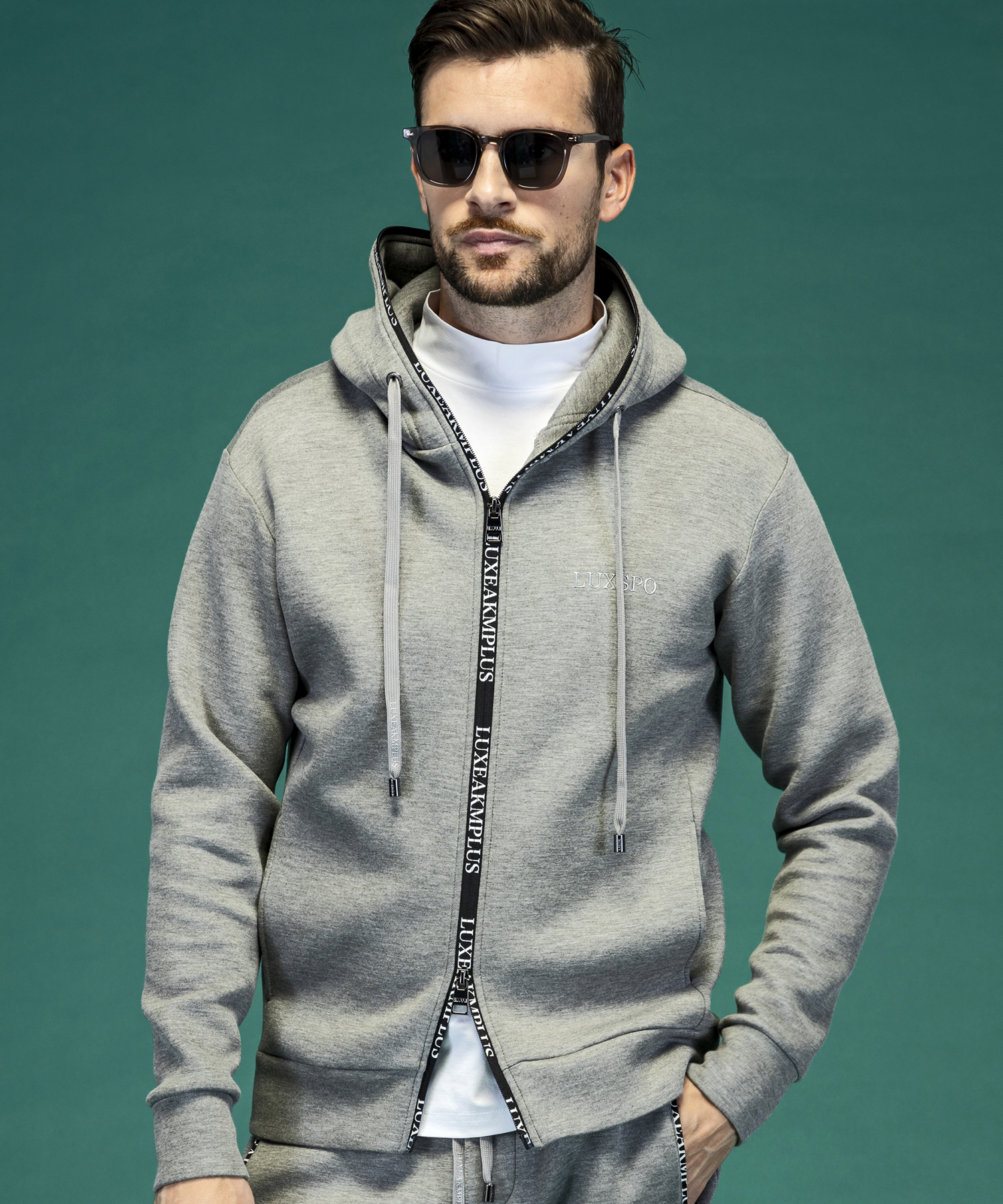 グレー系｜スウェット・パーカー｜リュクスエイケイエムプラス