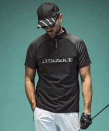 LUXEAKMPLUS(LUXEAKMPLUS)/LUXEAKMPLUS(リュクスエイケイエムプラス)ゴルフ 配色ハーフジップ半袖モックネックTシャツ/ブラック