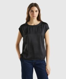 BENETTON (women)/クルーネックフレンチスリーブバックラウンドヘムブラウス/506031610