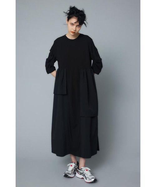 HeRIN.CYE(ヘリンドットサイ)/Tuck sleeve docking dress/BLK