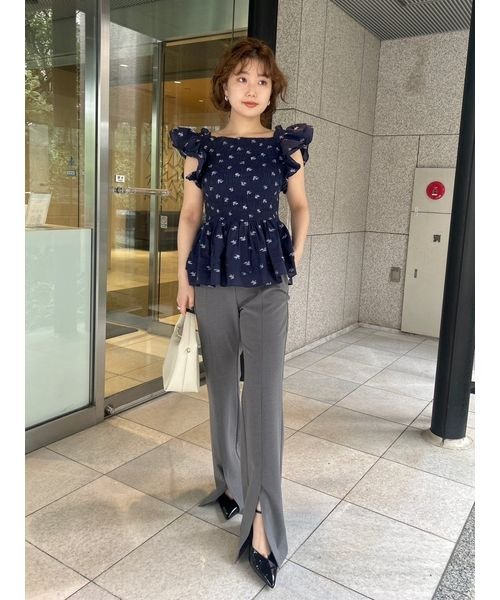 フロントスリットパンツ 予めご了承ください