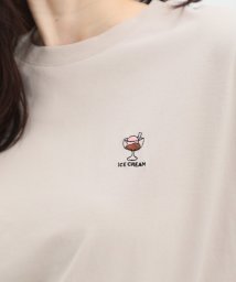 Honeys/半袖モチーフ刺繍Ｔシャツ Tシャツ 半袖 カットソー レディース ワンポイント /506050323