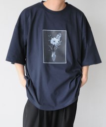 Nilway(ニルウェイ)/アソートグラフィックコットンTシャツ/ネイビー系3