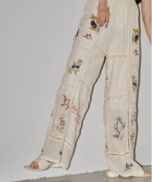 CANAL JEAN/TODAYFUL(トゥデイフル) "Embroidery Patchwork Trousers"エンブロイダリーパッチワークトラウザー/12410703/506054336