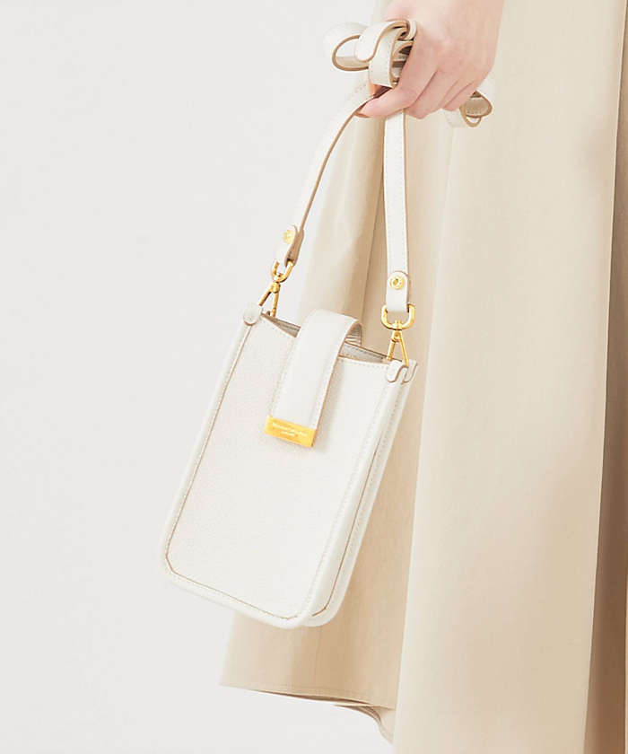 GIANNI CHIARINI 未使用 レザー バケット ショルダーバッグ GIANNI CHIARINI 未使用 レザー バケット ショルダーバッグ