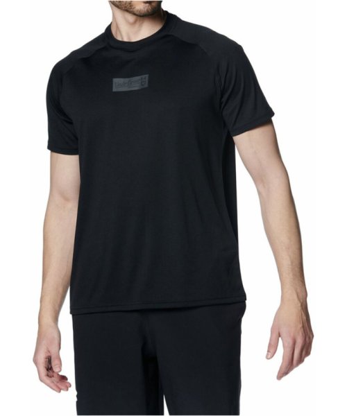 UNDER ARMOUR(アンダーアーマー)/UNDER　ARMOUR アンダーアーマー UAテック ショートスリーブTシャツ メンズ トップス /ブラック