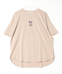 DISNEY(DISNEY)/【DISNEY/ディズニー】天竺 Mickey Mouse刺繍 半袖裾ラウンドBIG Tシャツ/ベージュ