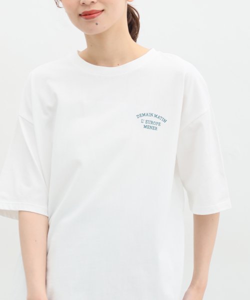 Honeys(ハニーズ)/刺繍ロゴゆるＴシャツ トップス Tシャツ ロゴT 半袖 オーバーサイズ UVカット /オフホワイト系1