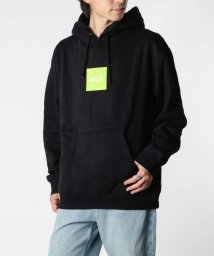 HUF(ハフ)/ハフ HUF SET BOX P/O HOODIE PF00573 メンズ パーカー 長袖 フード プルオーバー フーディ カジュアル 裏起毛 シンプル ストリ/ブラック