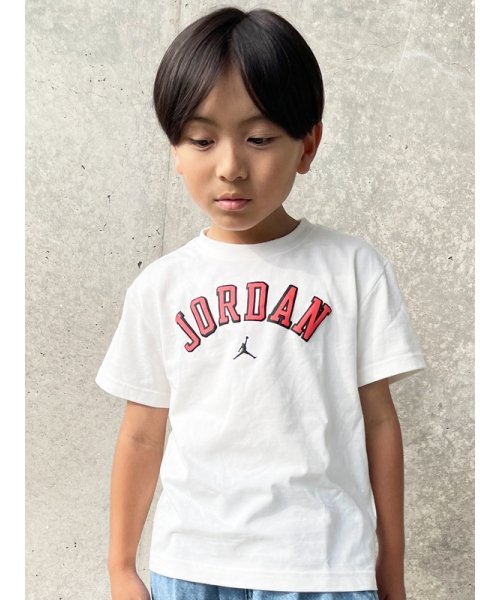 Jordan(ジョーダン)/キッズ(105－120cm) Tシャツ JORDAN(ジョーダン) JDB FLIGHT HERITAGE SS TEE/WHITE