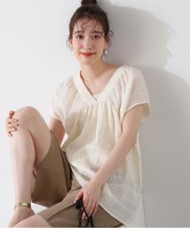 N Natural Beauty Basic(エヌナチュラルビューティベーシック)/シャーリングボーダーブラウス/オフ