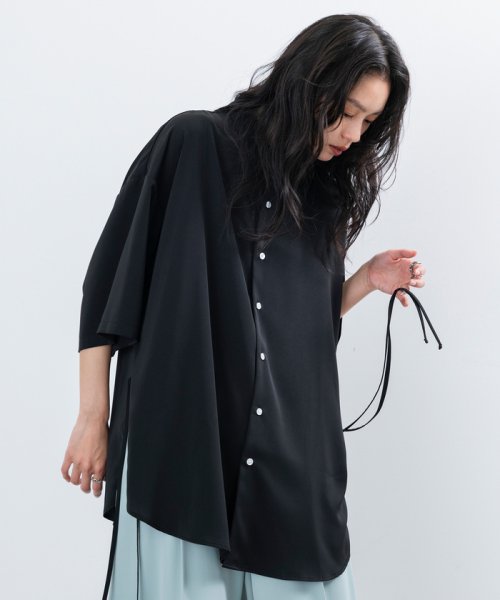 JUNRed(ジュンレッド)/【 UNISEX 】スリットコードハーフスリーブシャツ/ブラック（01）