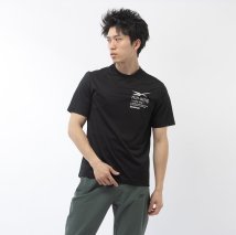 Reebok/ラン グラフィック Tシャツ / RUN GRAPHIC SS TEE /506060806