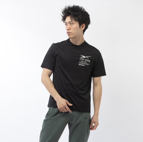 Reebok(リーボック)/ラン グラフィック Tシャツ / RUN GRAPHIC SS TEE /ブラック