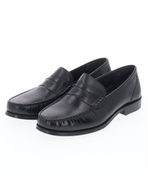 COLE HAAN/PNCH GRND CLS PNYLFR:BLACK/BLACK/506047930