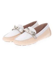 COLE HAAN/EVELYN BOW DRIVER:TAN/WHT LTR/506048026