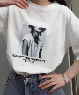 LOWYBYCORNERS/ESCAPEプリントTシャツ/506014154