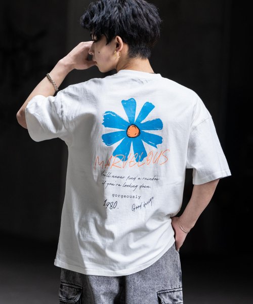 Rocky Monroe(ロッキーモンロー)/Tシャツ 半袖 バックプリント メンズ レディース カットソー クルーネック グラフィック FLOWER 花 ワンポイント ピグメント加工 ヴィンテージライク /オフホワイト