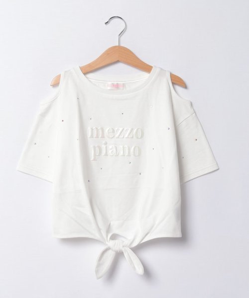 mezzo piano(メゾピアノ)/エンボス箔ロゴ　ラインストーン肩開きTシャツ/オフホワイト