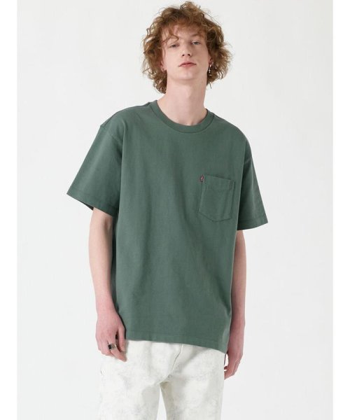 Levi's(リーバイス)/ヘビーウェイト ポケット Tシャツ グリーン DARK FOREST/GREENS