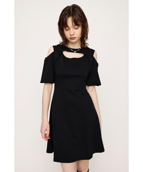 SLY(スライ)/OPEN SHOULDER CUT ショートワンピース/BLK