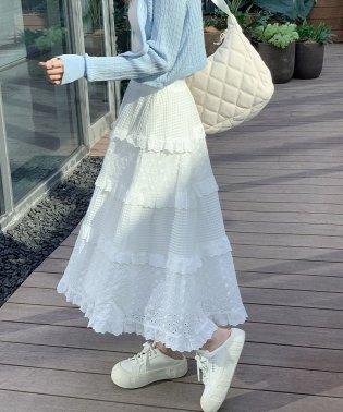 shoppinggo/レース スカート レディース かわいい マキシ丈 白い花柄刺しゅうスカート ひざ下 フリル 着痩せ 通勤 オシャレフレア裾 普段使い/506077450