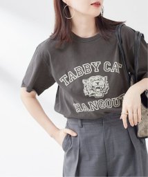 journal standard  L'essage (ジャーナルスタンダード　レサージュ)/《追加予約2》《別注》【MIXTA/ミクスタ】TABBY CAT HANGOUT CREW T－SH：Tシャツ/ブラック