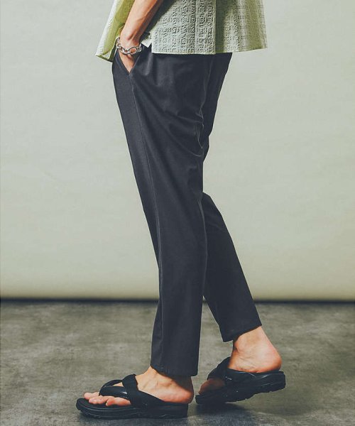 【常に適温 / 37.5 Technology】 デジタル テーパード イージー モデル：H185 B83 W70 H85