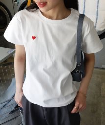 LOWYBYCORNERS/ハート刺繍コンパクトTシャツ/506062552