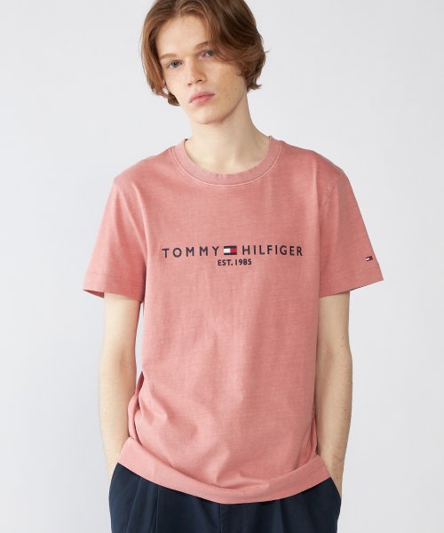 TOMMY HILFIGER(トミーヒルフィガー)/ガーメントダイトミーロゴTシャツ/ピンク