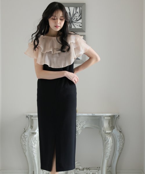 ラッフル付け襟ワンピース 　ポリエステル100% 表地