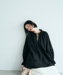 marjour(マージュール)/VINTAGE LIKE TACK BLOUSE/ブラック