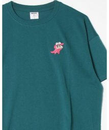 ALWAYS GOOD TIME NEW BASIC STORE/【クレヨンしんちゃん】天竺ワンポイント刺繍クルーネック半袖ワイド型Ｔシャツ/506066199