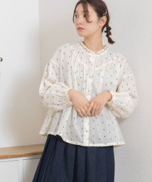 POU DOU DOU(プードゥドゥ)/幾何モチーフ刺繍衿ギャザーブラウス/生成