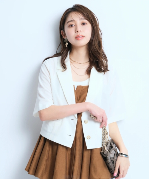 JUSGLITTY ハーフスリーブライトジャケット ホワイト