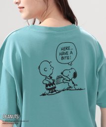 Honeys(ハニーズ)/スヌーピー／Ｔシャツ トップス Tシャツ カットソー レディース 白 黒 半袖 /グリーン