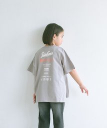 green label relaxing （Kids）(グリーンレーベルリラクシング（キッズ）)/【別注】＜UNIVERSAL OVERALL＞TJ EX ロゴプリント Tシャツ 100cm－130cm/LT.GRAY