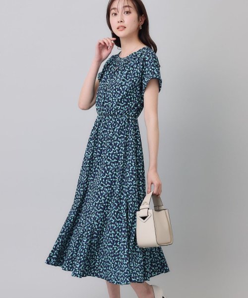 【半袖ワンピ／ミモレ丈】幾何学柄　美シルエットワンピース 