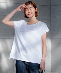 NIJYUSANKU（LARGE SIZE）(２３区（大きいサイズ）)/【洗える】アイレットジャージー フレンチスリーブ カットソー/ホワイト系