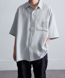 Nilway/刺繍オーバーサイズレギュラーカラーシャツ/506094753